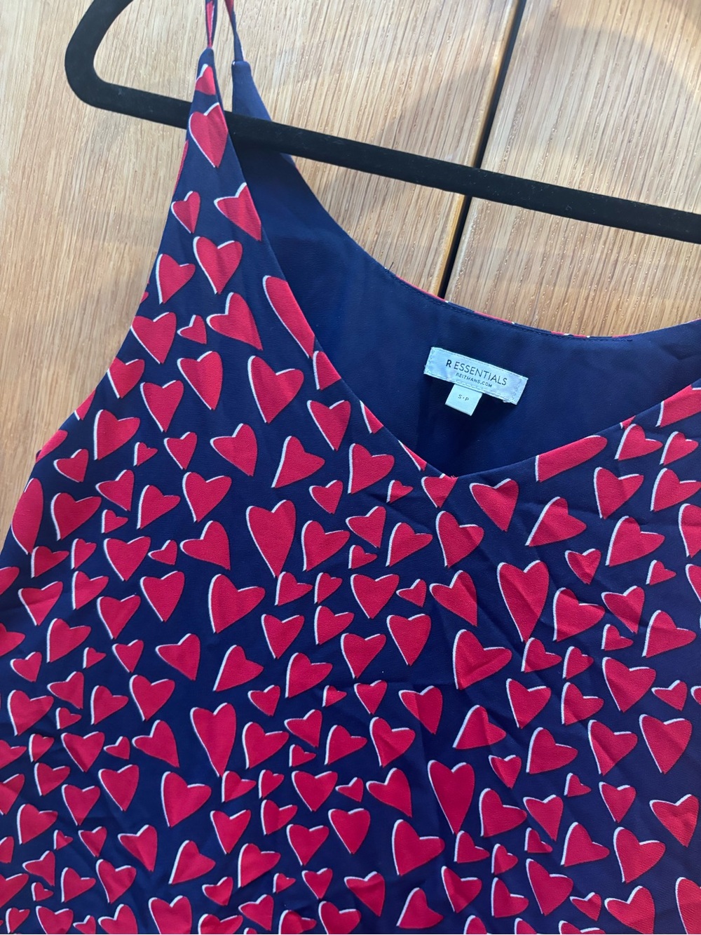 R ESSENTIALS Navy Tank with Red Heart Print small